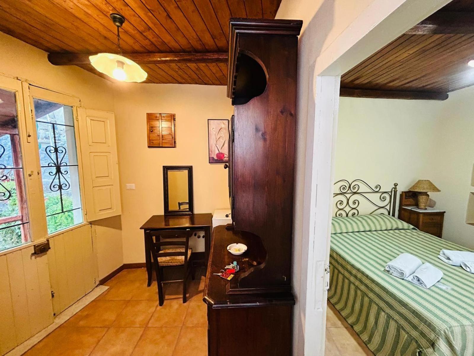 Albergo Diffuso Borgo Santa Caterina "Vintage" Castiglione di Sicilia Szoba fotó